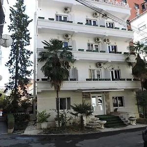 Hotel Europa, Tirana